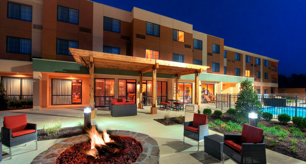 Courtyard By Marriott Johnson City Eksteriør bilde